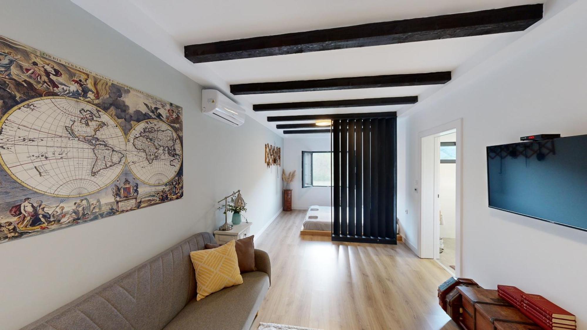 Kami The Essence Villa Danilovgrad Bagian luar foto
